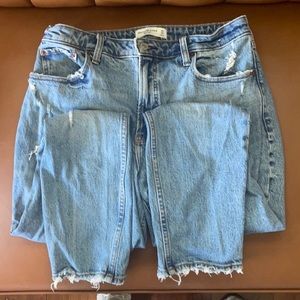 ABERCROMBIE & FITCH CURVE LOVE MOM JEAN